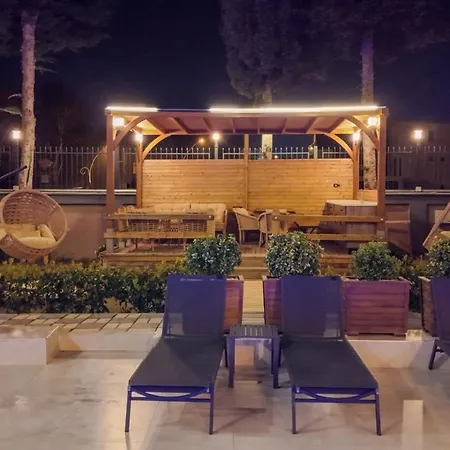 07 Luxury Only For Family Villa