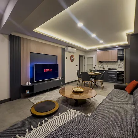 07 Luxury Only For Family *