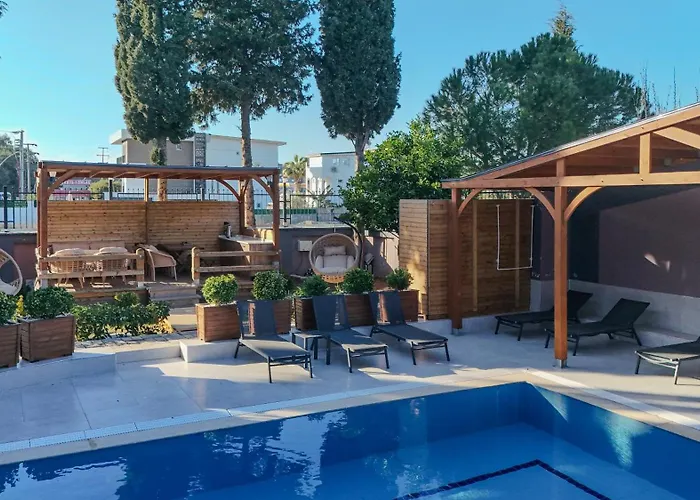 07 Luxury Only For Family Μπέλεκ