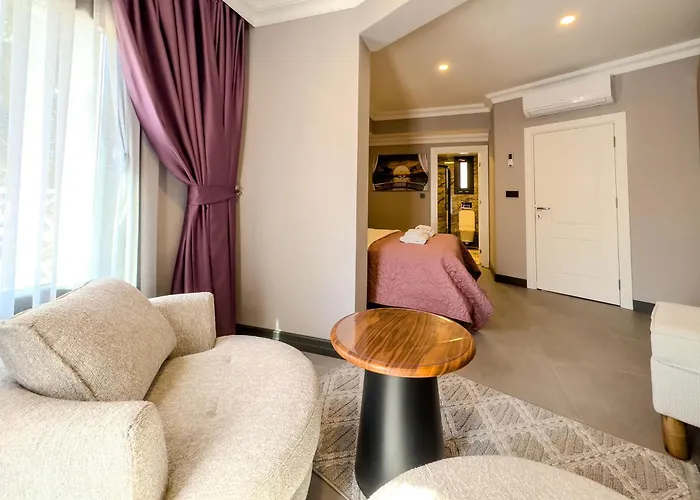 07 Luxury Only For Family * Μπέλεκ