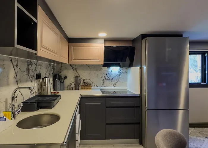 07 Luxury Only For Family