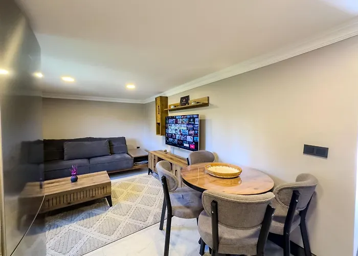 07 Luxury Only For Family *