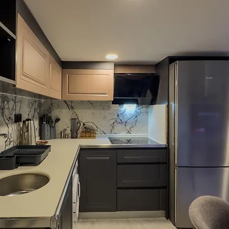 07 Luxury Only For Family