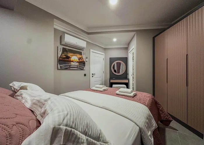 07 Luxury Only For Family *