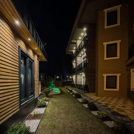 07 Luxury Only For Family *