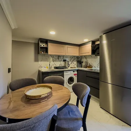 07 Luxury Only For Family ベレキ